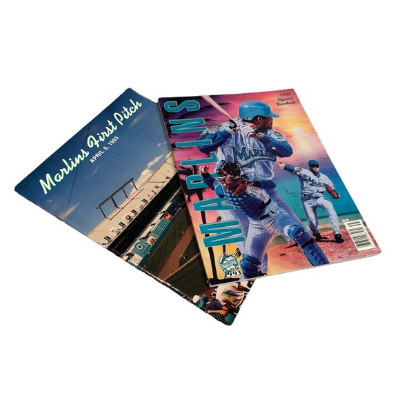 Florida Marlins Official Inaugural Year Magazine Set - Picture 1 of 1